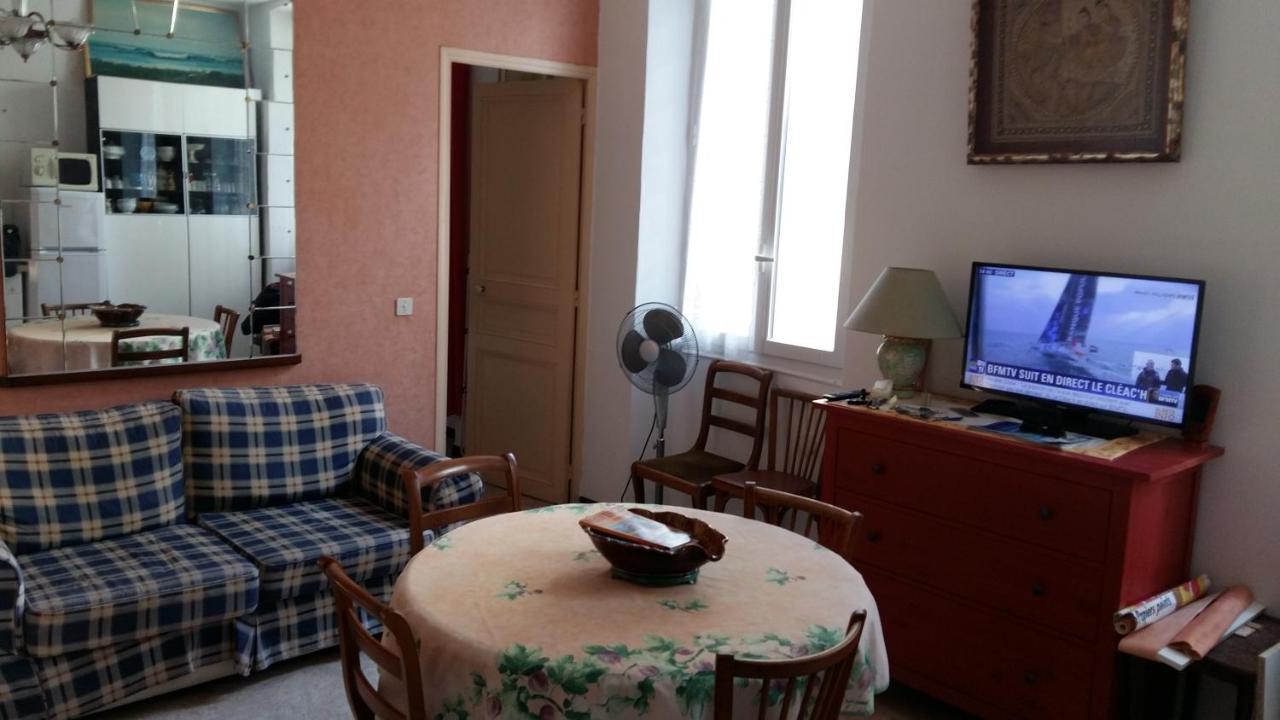 דירות בנדול 35 Ter Rue Du Docteur Marcon מראה חיצוני תמונה